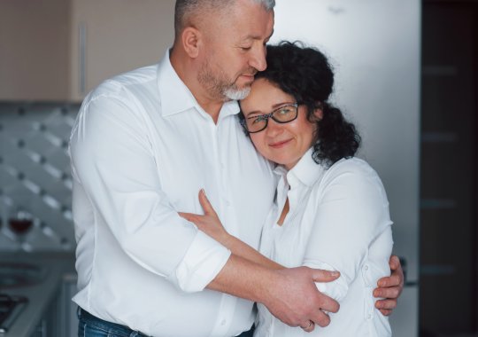 Par som lever isär i Italien: husrätt för att lagligen erhålla dubbla fördelar enligt IMU och korrekt ansöka om ISEE