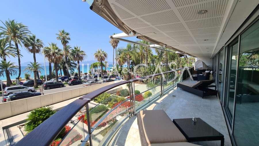 Cannes Lägenhet 320 m2 vid havet, Croisette Beach.