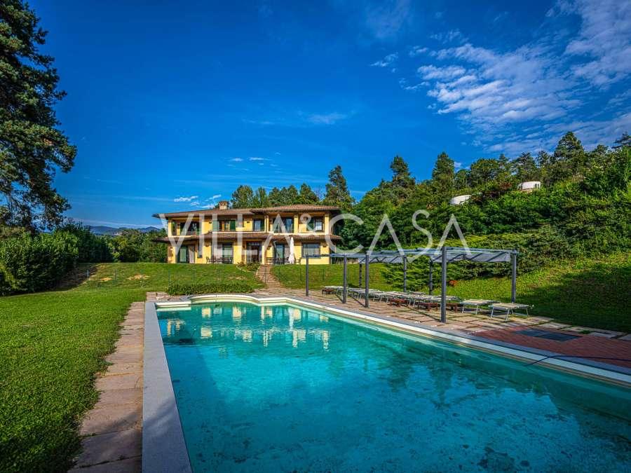 Villa på 500 m2 i Castelnuovo di Garfagnana.