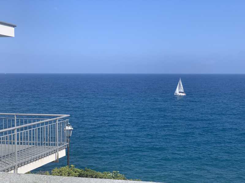 Villa med privat strand i Bordighera