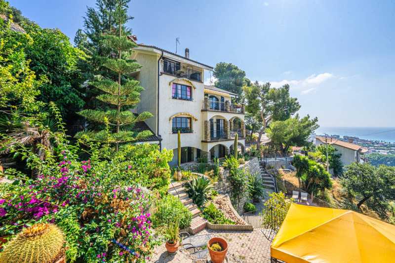 Villa till salu i Ventimiglia