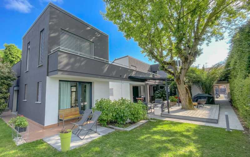 Ferrara: hus med pool