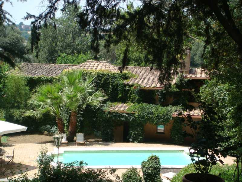 Historisk villa att hyra i en prestigefylld bostad i Rom