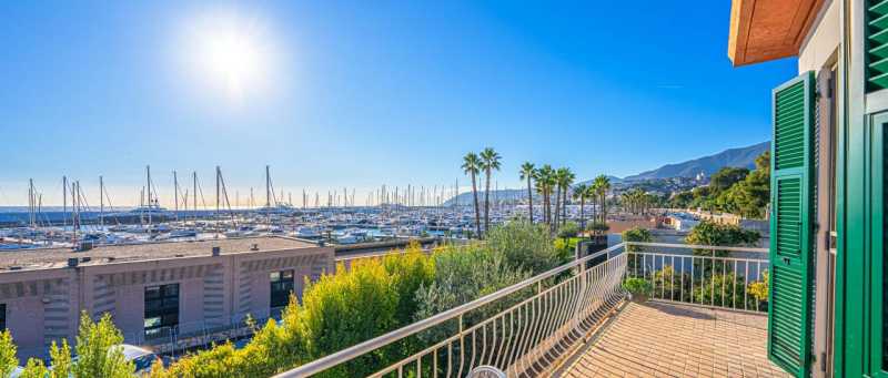Elegant villa vid havet i San Remo till uthyrning