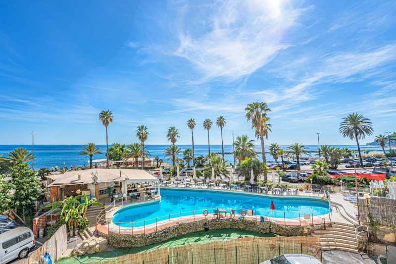 Lägenhet vid havet i Sanremo för uthyrning