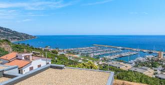 Modern villa i Santo Stefano al Mare
