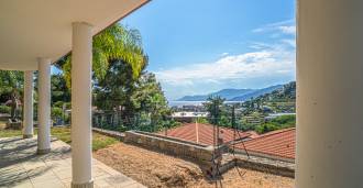 Modern villa i Bordighera