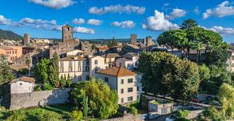 Lyxvilla i hjärtat av Viterbo