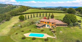 Villa till salu i Trevignano Romano, vid sjön Bracciano