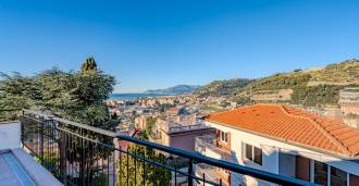 Villa med havsutsikt i Velekrozia