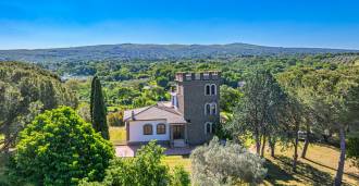 Till salu lyxig villa i Viterbo