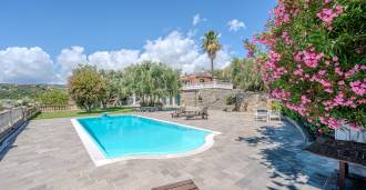 Till salu fantastisk villa i Imperia