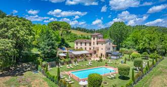 Till salu fantastisk historisk herrgård nära San Gimignano